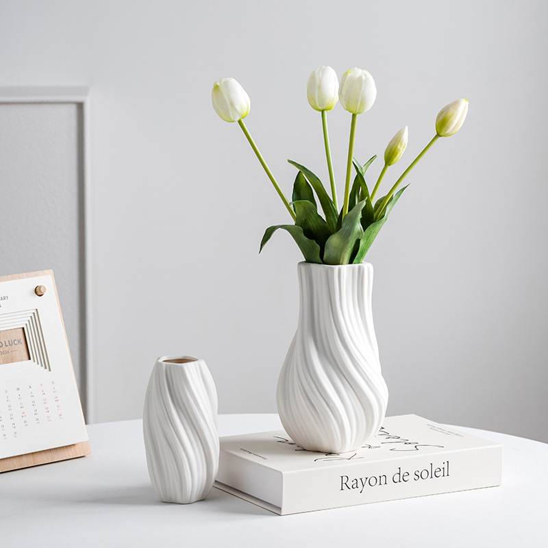 Cream Nordic Minimalist Cerami - đánh giá và giá Desk Setup Minimalist