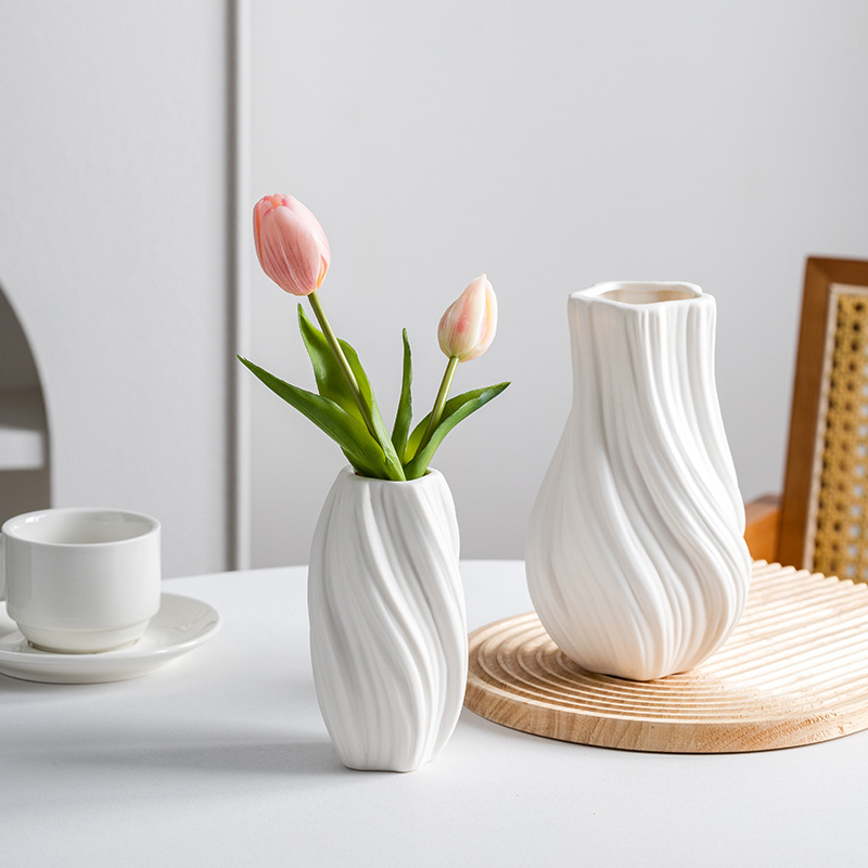 Cream Nordic Minimalist Cerami - đánh giá và giá Desk Setup Minimalist